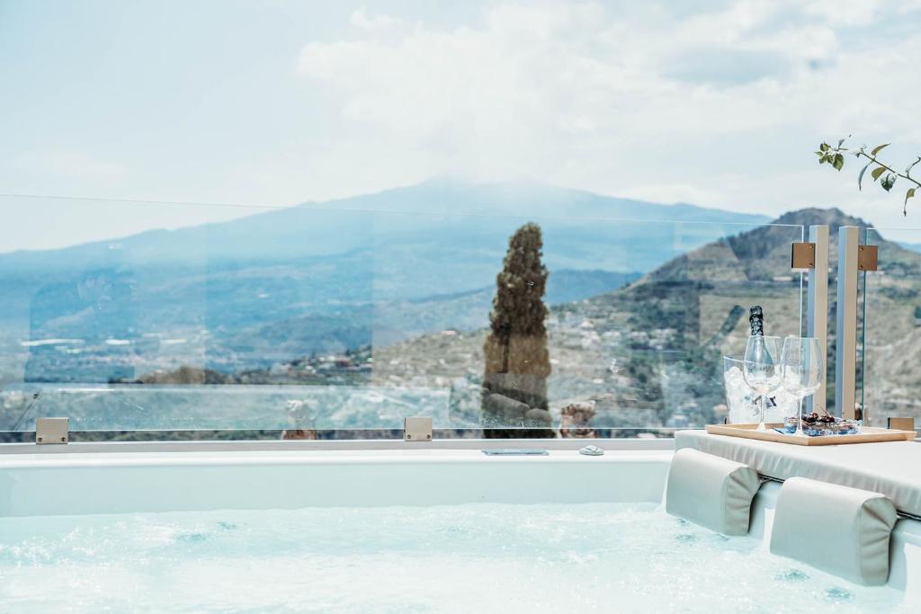 Kartepe Havuzlu Villa